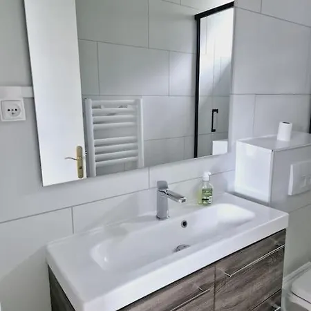 Apartment T2 Gate 1 Sur 2 - Comme A La Maison - 800m Plage *